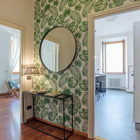 First & Urban Oasis - By Myhomeincomo Como