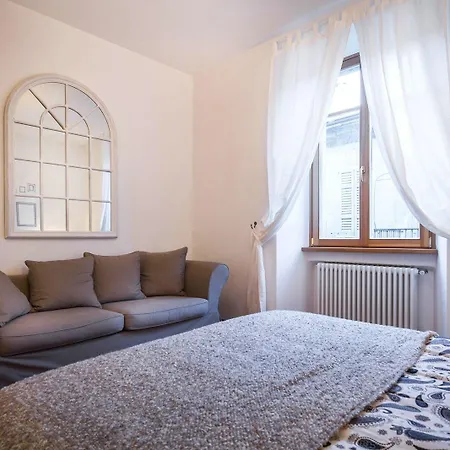 First & Urban Oasis - By Myhomeincomo * Комо