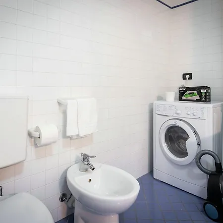 First & Urban Oasis - By Myhomeincomo * Como