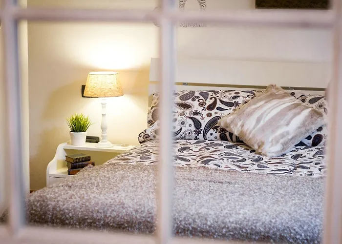 First & Urban Oasis - By Myhomeincomo Apartament *