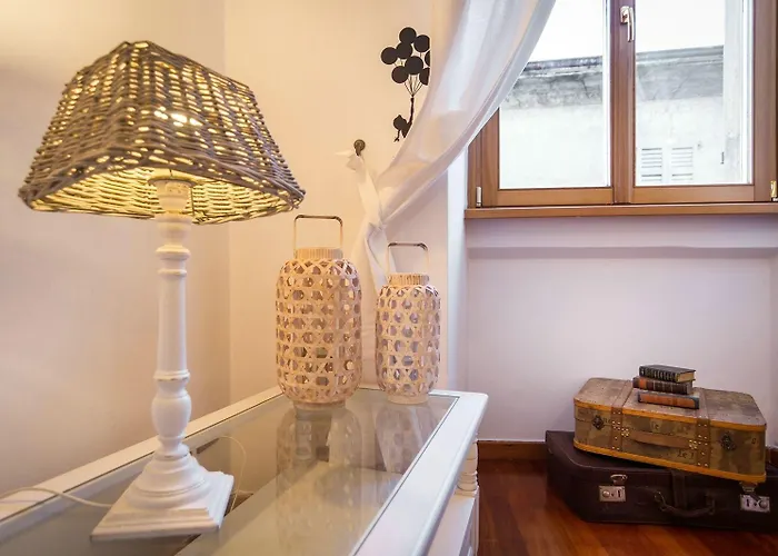 Apartament First & Urban Oasis - By Myhomeincomo *
