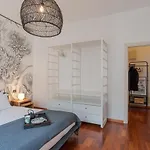 First & Urban Oasis - By Myhomeincomo Апартаменты Комо