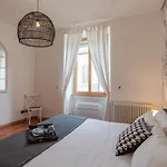 First & Urban Oasis - By Myhomeincomo * Комо
