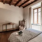 First & Urban Oasis - By Myhomeincomo Como