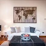 Apartament First & Urban Oasis - By Myhomeincomo Como