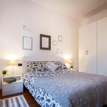 First & Urban Oasis - By Myhomeincomo Appartement *